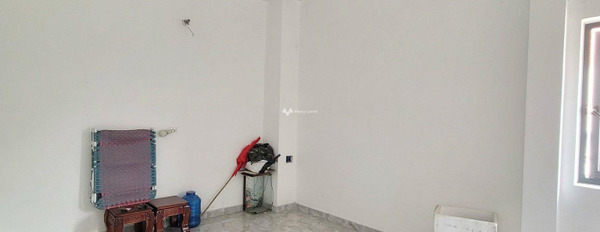 Nhà gồm 2 phòng ngủ bán nhà ở có diện tích chung là 150m2 giá bán chỉ 7.7 tỷ mặt tiền tọa lạc ở Bình Hòa, Thuận An-02