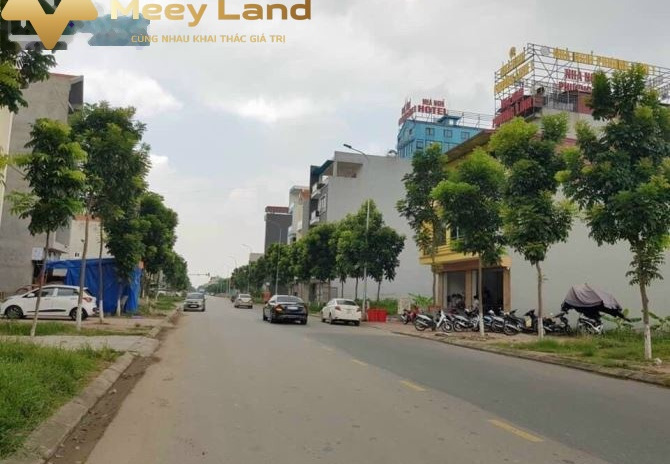 Đi nước ngoài bán mảnh đất, 144 m2 giá mong muốn chỉ 18 tỷ trong Nguyễn Quyền, Võ Cường, với mặt đường 22 m lh để xem ngay