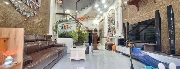 Có diện tích 55.2m2 bán nhà mặt tiền tọa lạc ngay Nguyễn Văn Nghi, Hồ Chí Minh tổng quan trong ngôi nhà có 3 phòng ngủ 4 WC lh xem trực tiếp-02