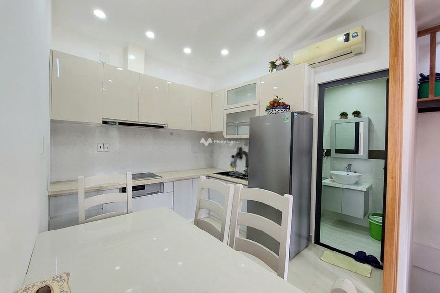 Nhà 2 phòng ngủ bán nhà bán ngay với giá cực tốt từ 7.5 tỷ có diện tích 40m2 ngay tại Nguyễn Đình Chính, Phường 11-01
