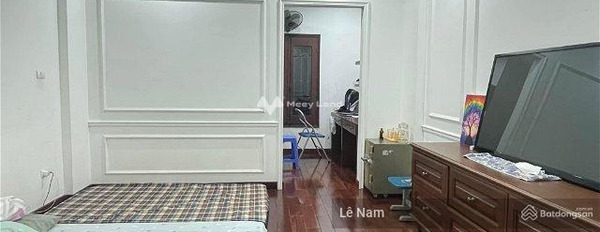 Nhà 2 phòng ngủ bán nhà ở có diện tích chung là 70m2 giá bán công khai 21.5 tỷ vị trí mặt tiền tọa lạc gần Liễu Giai, Hà Nội-03