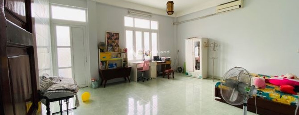Lộ mặt tiền rộng 11 m mặt tiền tọa lạc ngay ở Trần Anh Tông, Huế bán nhà bán ngay với giá đặc biệt chỉ 5.6 tỷ trong nhà có tổng 4 PN-02