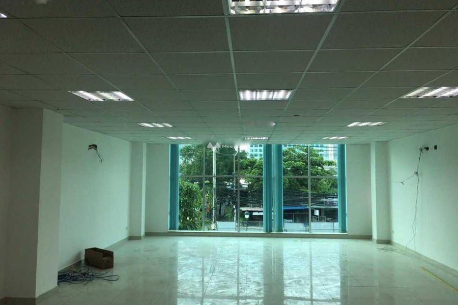 Cho thuê nhà có diện tích là 133m2 gần Lương Định Của, Quận 2 thuê ngay với giá hợp lý 120 triệu/tháng-01