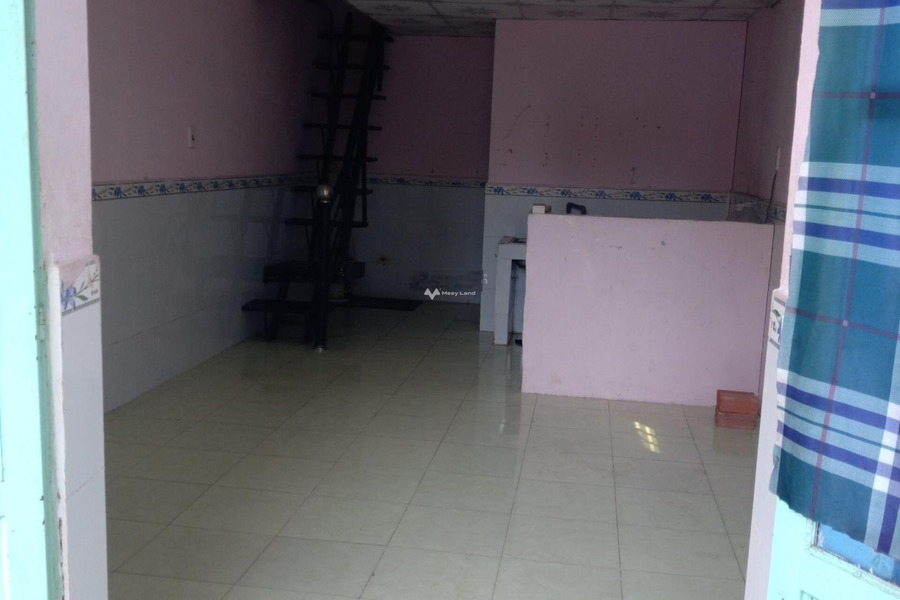 Có diện tích tiêu chuẩn 28m2, cho thuê nhà ở vị trí phát triển Rừng Sến, Đức Hòa, tổng quan bên trong nhà 1 phòng ngủ, 1 WC thuận tiện di chuyển-01