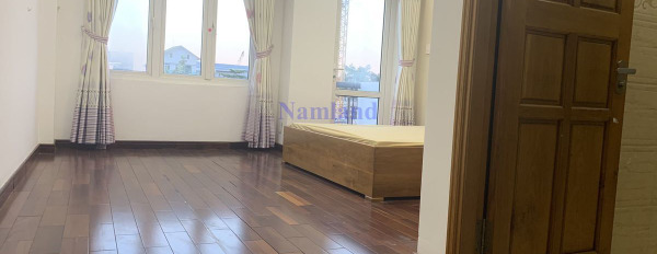 Cho thuê nhà mặt đường Nguyễn Hoàng diện tích 320, 4 tầng, 4 phòng ngủ, giá 27 triệu/tháng-03
