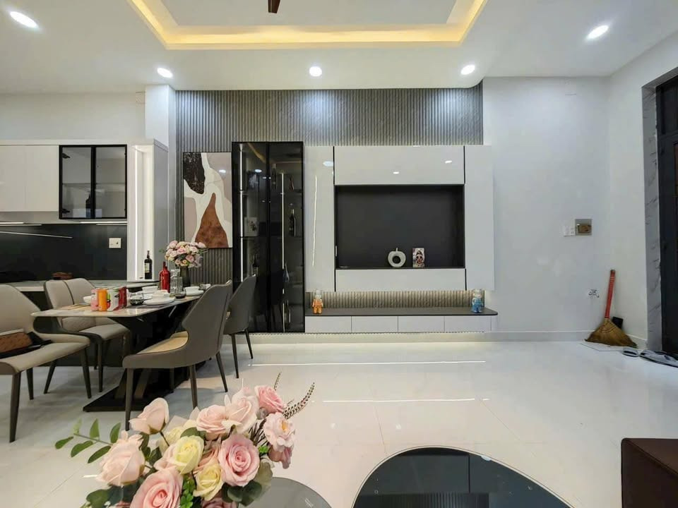 Bán nhà riêng quận 9 thành phố Hồ Chí Minh giá 7.5 tỷ-3