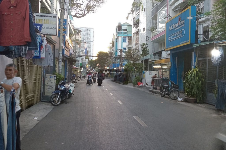 Nhà 2 PN, cho thuê nhà, giá thuê siêu mềm 23 triệu/tháng có một diện tích là 32m2 tọa lạc ngay trên Quận 10, Hồ Chí Minh-01