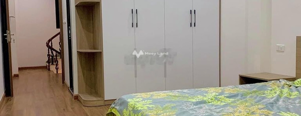 Nhà có 3 phòng ngủ bán nhà ở diện tích khoảng 40m2 giá bán hữu nghị chỉ 10.3 tỷ vị trí đặt ngay Trường Chinh, Khương Mai-03