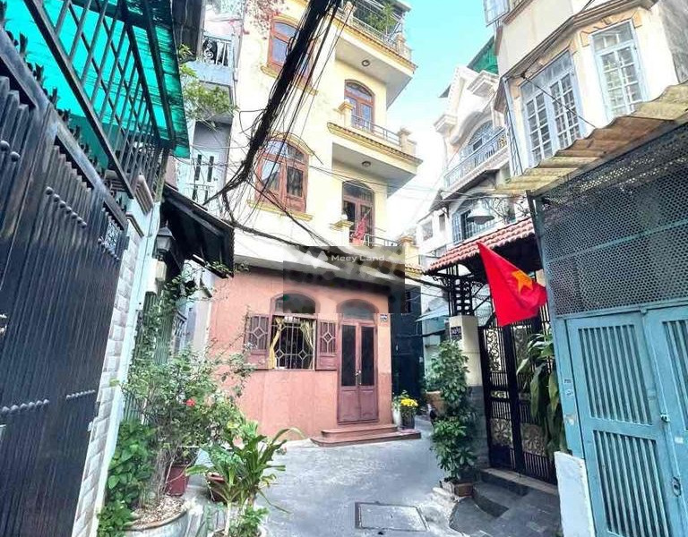Vị trí đặt tọa lạc ngay ở Phan Xích Long, Phú Nhuận cho thuê nhà giá thuê giao lưu chỉ 9 triệu/tháng, tổng quan ở trong căn nhà 2 phòng ngủ, 1 WC-01