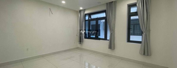 Văn phòng giá rẻ 30m2 chỉ 5.5 triệu, Vạn Phúc City -02