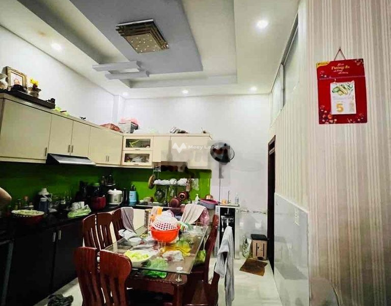 Bán nhà vị trí đặt tọa lạc ở Phường 10, Hồ Chí Minh bán ngay với giá hữu nghị từ 14 tỷ có diện tích chung 101m2 ngôi nhà bao gồm có 3 phòng ngủ-01