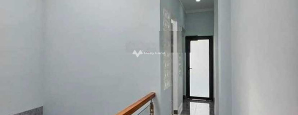 Nằm tại Tân Biên, Biên Hòa, bán nhà, bán ngay với giá rẻ chỉ 1.99 tỷ diện tích 110m2, trong nhà này bao gồm 3 phòng ngủ cảm ơn đã xem tin.-03