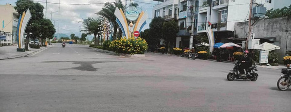 Cần bán nhà riêng Thị xã An Nhơn tỉnh Bình Định giá 5 tỷ-02
