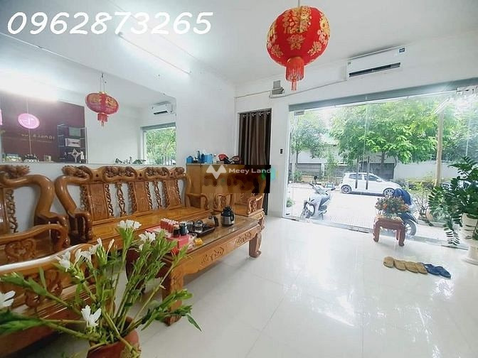 Trong nhà này gồm 4 phòng ngủ, bán nhà ở có diện tích gồm 50m2 bán ngay với giá chỉ từ chỉ 4.1 tỷ nằm ngay bên trong Thượng Thanh, Hà Nội-01