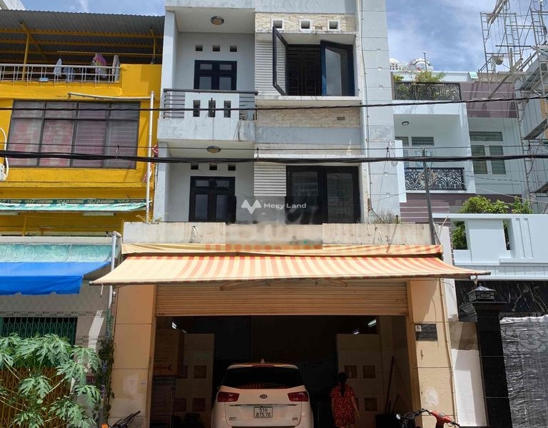 Cho thuê nhà ở với diện tích tiêu chuẩn 120m2 thuê ngay với giá cạnh tranh 25 triệu/tháng vị trí thuận lợi ở Bình Trị Đông, Hồ Chí Minh-01