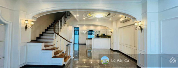 Vị trí thuận lợi tọa lạc trên An Phú, Hồ Chí Minh cho thuê nhà giá thuê quy định 33 triệu/tháng, trong ngôi nhà này gồm 4 PN, 5 WC-03
