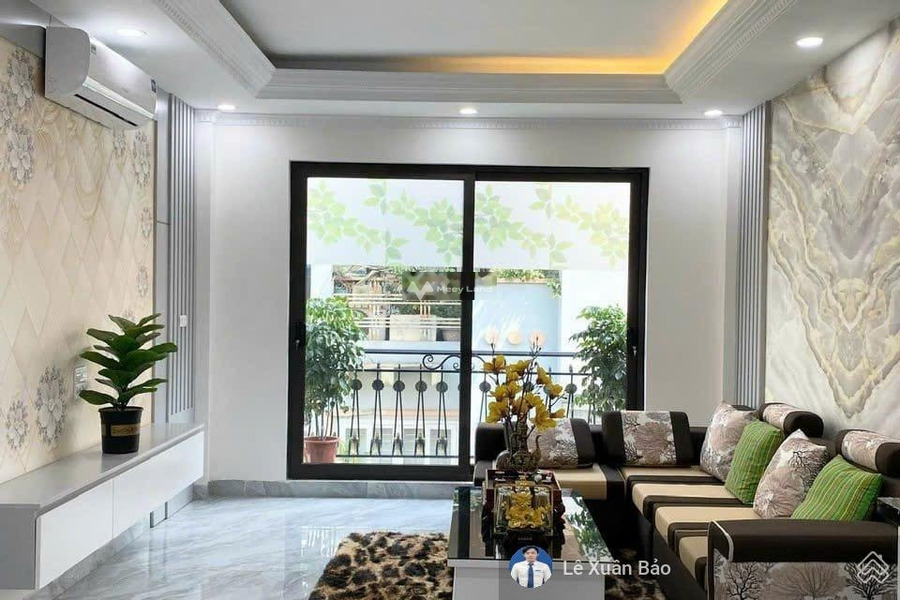 Nhà gồm 3 PN bán nhà ở có diện tích gồm 42m2 bán ngay với giá siêu ưu đãi 9 tỷ vị trí mặt tiền gần Cù Chính Lan, Thanh Xuân-01