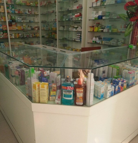 Nhượng lại cửa hàng, đồ kinh doanh bán thuốc trung tâm quận Long Biên