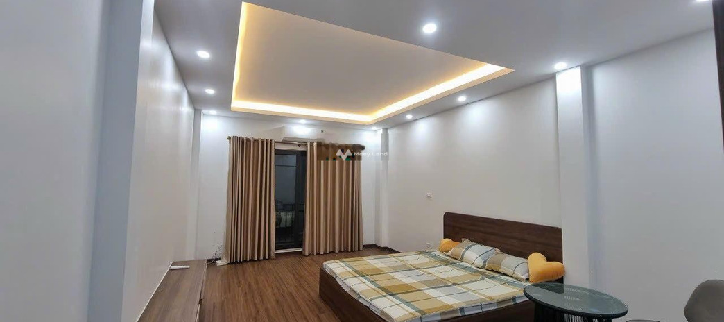 Giá 8 triệu/tháng, cho thuê nhà có diện tích gồm 60m2 vị trí mặt tiền gần Nguyễn An Ninh, Hoàng Mai cực kì sang trọng