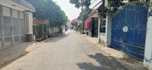Tại Phan Trung, Đồng Nai, cho thuê nhà, giá thuê đề cử 15 triệu/tháng có diện tích rộng 270m2, nhìn chung có 4 PN vị trí trung tâm-02