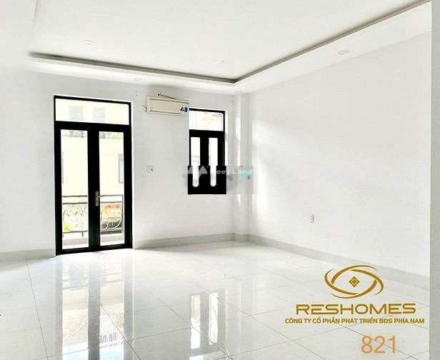 Vị trí nằm ngay Bùi Hữu Nghĩa, Đồng Nai, cho thuê nhà, giá thuê khoảng từ 10 triệu/tháng với diện tích là 250m2, trong căn này 4 phòng ngủ vị trí tốt-01