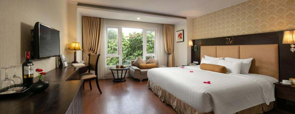 Bán khách sạn 3 sao quận Hoàn Kiếm, 180m2, 9 tầng, 182 tỷ-03
