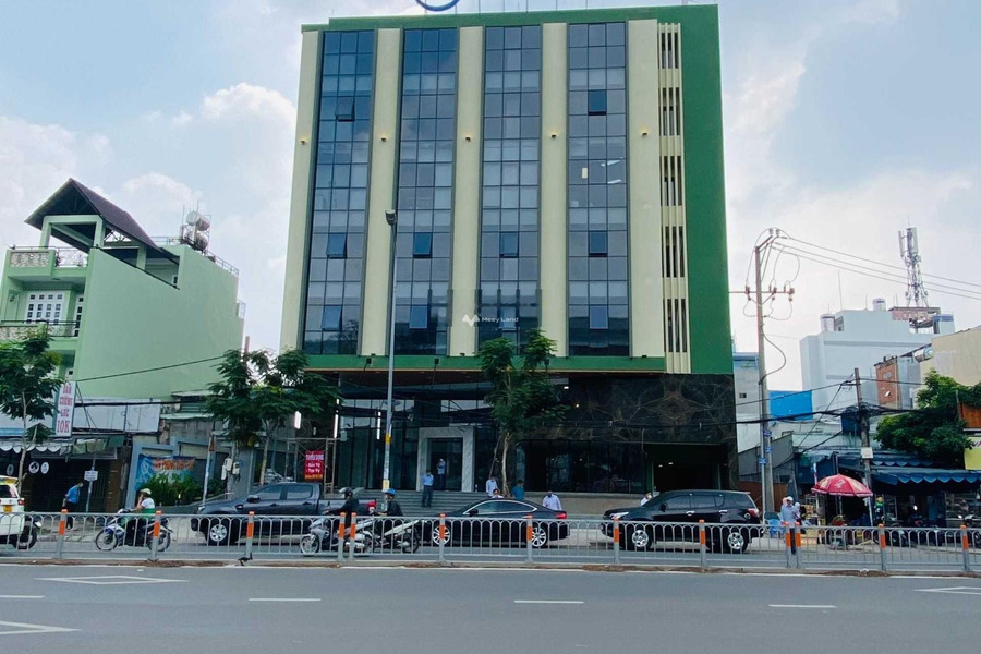Cắt lỗ, cho thuê sàn văn phòng vị trí đẹp tọa lạc trên Nguyễn Cửu Vân, Phường 17 thuê ngay với giá cực sốc 198.72 triệu/tháng diện tích thực là 414m2-01