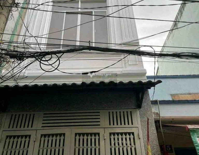 Cho thuê nhà tọa lạc ngay trên Bình Phú, Quận 6, thuê ngay với giá êm 10 triệu/tháng diện tích thực là 30m2, nhìn chung gồm có 4 PN-01
