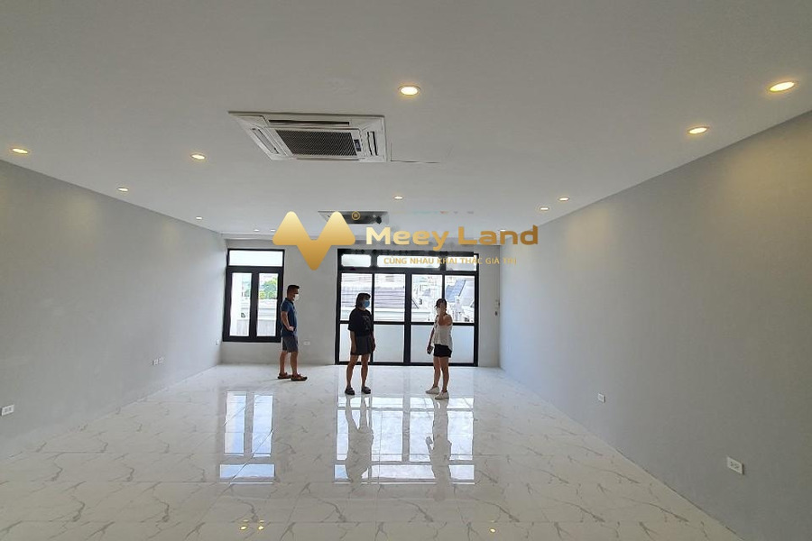 Cho thuê nhà có dt trung bình 95 m2 nằm trên Nam Từ Liêm, Hà Nội vào ở luôn giá cực rẻ từ 18 triệu/tháng-01