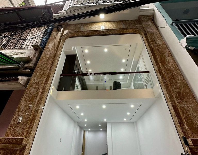 Nhà gồm 6 phòng ngủ bán nhà ở có diện tích chung là 86m2 giá bán bất ngờ chỉ 12.5 tỷ Phía trong Thịnh Quang, Đống Đa-01