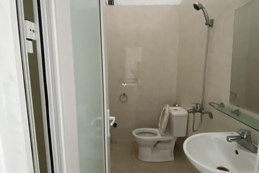 Rộng 50m2 cho thuê cửa hàng vị trí tốt đặt nằm ngay Xương Huân, Nha Trang thuê ngay với giá rẻ từ 12 triệu/tháng, 1 WC liên hệ liền-01