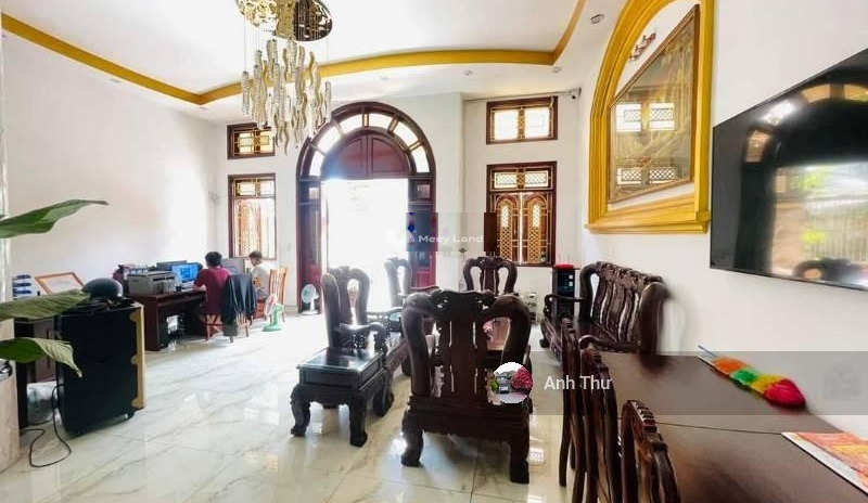 Nhà có 3 phòng ngủ bán nhà bán ngay với giá mềm từ 25 tỷ có diện tích rộng 145m2 mặt tiền tọa lạc tại Nguyễn Oanh, Hồ Chí Minh