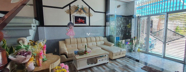 DT 67m2 bán nhà ở Bên trong Nha Trang, Khánh Hòa hướng Đông tổng quan nhà này bao gồm 3 PN 2 WC vị trí thuận lợi-02