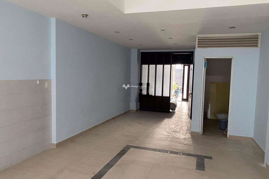 Giá khoảng 32 triệu/tháng, cho thuê nhà diện tích chính là 90m2 tọa lạc ngay Phường 5, Bình Thạnh, nhà này có 5 PN, 5 WC nhà view bao đẹp-01