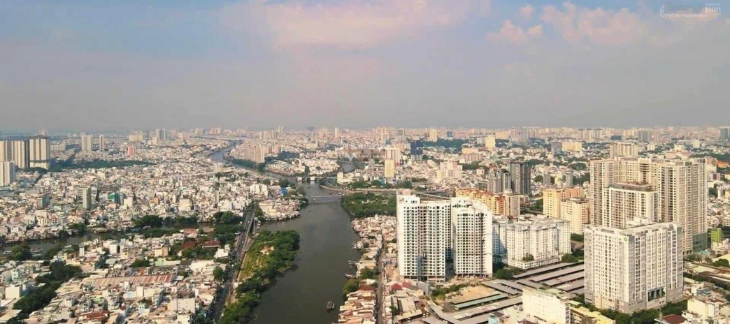 Ngôi căn hộ gồm có 2 phòng ngủ, bán chung cư vị trí thuận lợi ngay Quận 4, Hồ Chí Minh, tổng quan căn này thì có 2 phòng ngủ, 2 WC liên hệ liền