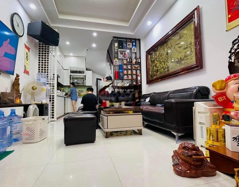 Vị trí mặt tiền tọa lạc ngay ở Thanh Lương, Hai Bà Trưng bán nhà bán ngay với giá hiện tại 6.4 tỷ tổng quan căn nhà này 3 phòng ngủ-01