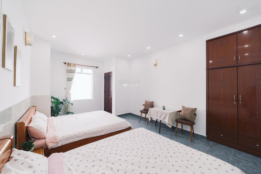 Có một diện tích là 150m2, cho thuê nhà ở vị trí đẹp Đa Minh, Lâm Đồng, tổng quan ở trong nhà 3 phòng ngủ, 4 WC liên hệ liền-01