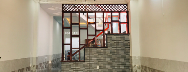 Bán nhà Hóc Môn, sổ hồng riêng, diện tích 148m2, đường 12m-02