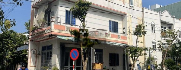 Cho thuê nhà vị trí mặt tiền nằm tại Lê Tấn Trung, Đà Nẵng, giá thuê rẻ 11 triệu/tháng với diện tích thực 80m2, trong căn này gồm có 4 phòng ngủ-03