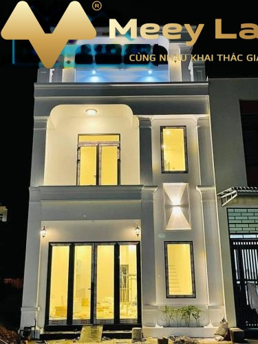 Nhà 3 PN bán nhà ở có diện tích 160 m2 vào ở ngay giá thương lượng 2.1 tỷ vị trí mặt tiền ngay trên Nghĩa Chánh, Quảng Ngãi, hướng Đông-01
