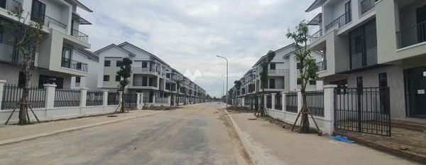 Độ ngang lộ 17 mét vị trí mặt tiền nằm tại Từ Sơn, Bắc Ninh bán nhà giá bán cực sốc từ 11 tỷ tổng quan căn nhà này có 4 PN-03