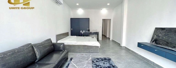 Căn hộ 1 phòng ngủ, cho thuê căn hộ tọa lạc ở Cô Giang, Quận 1, tổng quan bao gồm 1 PN, 1 WC giao thông đông đúc-02