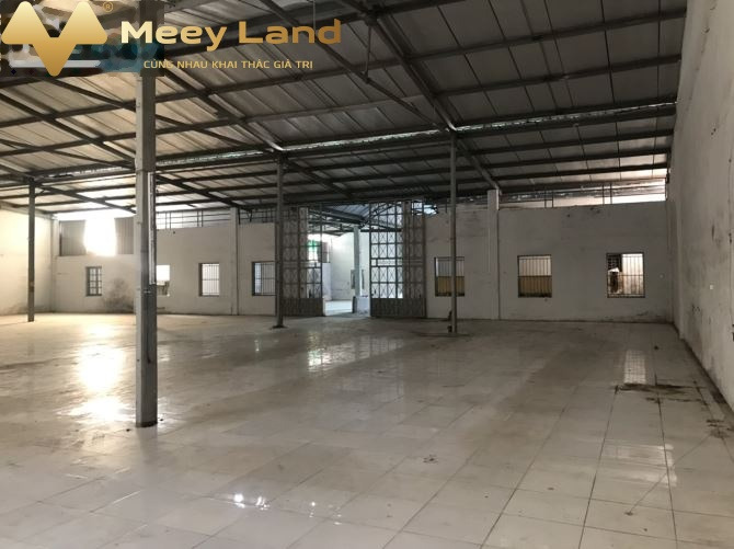 Đang cần gấp tiền cho thuê kho bãi dt chuẩn 2000 m2 vị trí đặt vị trí ở Quốc Lộ 32, Hà Nội giá siêu ưu đãi từ 80 triệu/tháng khuôn viên rộng-01