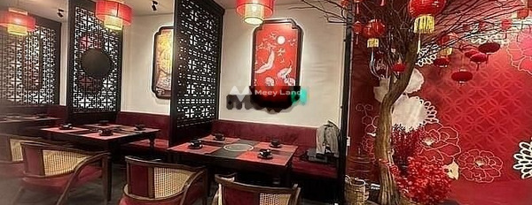 Cho thuê shophouse Phía trong Bùi Thị Xuân, Quận 1 lh ngay kẻo lỡ-03