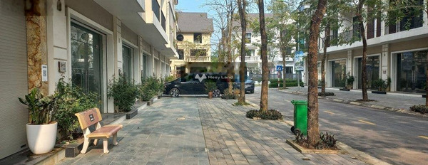 Bán liền kề diện tích là 100m2 vị trí tại Quốc Oai, Hà Nội, tổng quan bên trong nhà 3 phòng ngủ, 4 WC thuận mua vừa bán-02