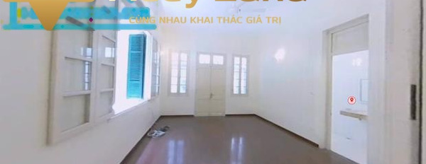 Bán biệt thự vị trí đẹp Quảng Khánh, Quảng An giá bán đặc biệt chỉ 19.5 tỷ có một diện tích 116 m2, nhà nhìn chung có tổng 4 phòng ngủ-02