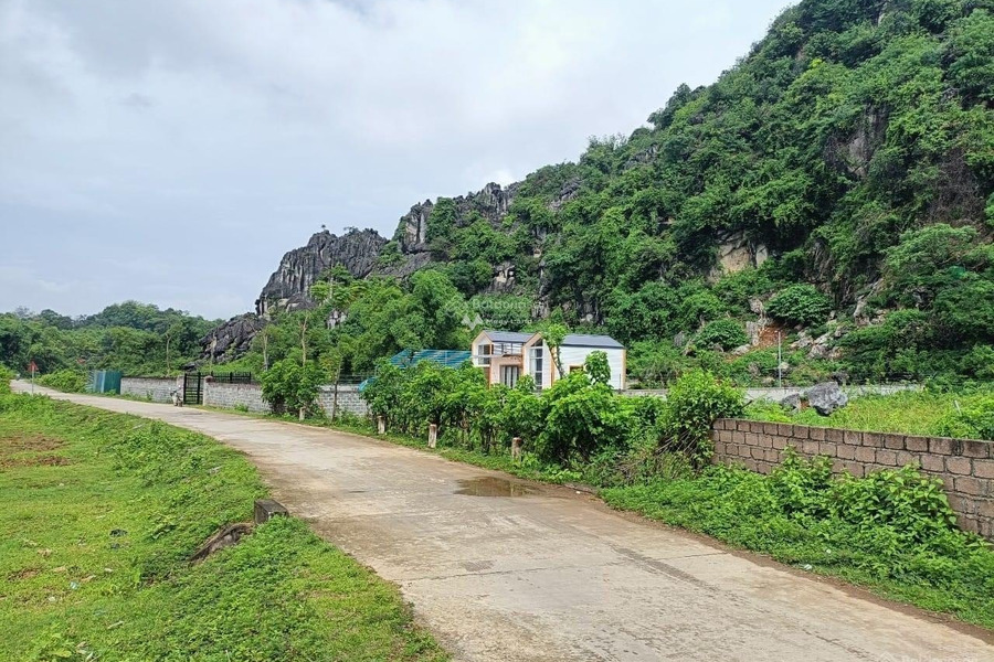Vị trí đặt tọa lạc ngay Cao Dương, Lương Sơn bán đất có diện tích tổng là 1329m2-01
