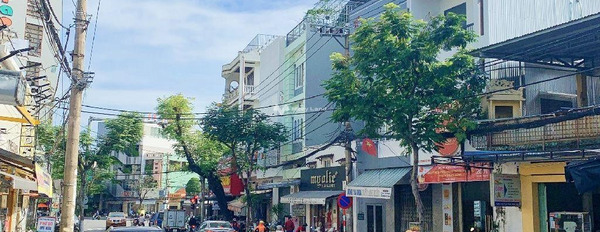 Bán nhà vị trí thuận lợi ngay trên Hải Châu, Đà Nẵng bán ngay với giá tốt 7 tỷ diện tích chuẩn 65m2, hướng Đông - Nam ngôi nhà này có 4 phòng ngủ-03