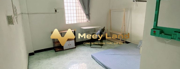 Ngay ở Phường 12, Tân Bình cho thuê phòng trọ có diện tích là 25m2 ban công view đẹp-02