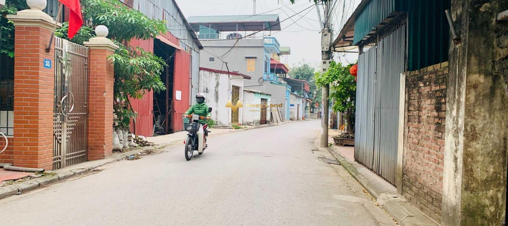 Khoảng 6 tỷ bán đất có dt trung bình 93m2 vị trí đặt ở Quận Long Biên, Hà Nội